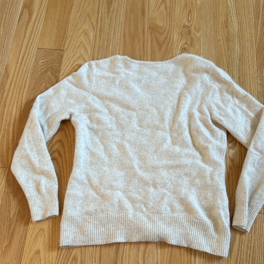 Cashmere sweater - Picture 2 of 2